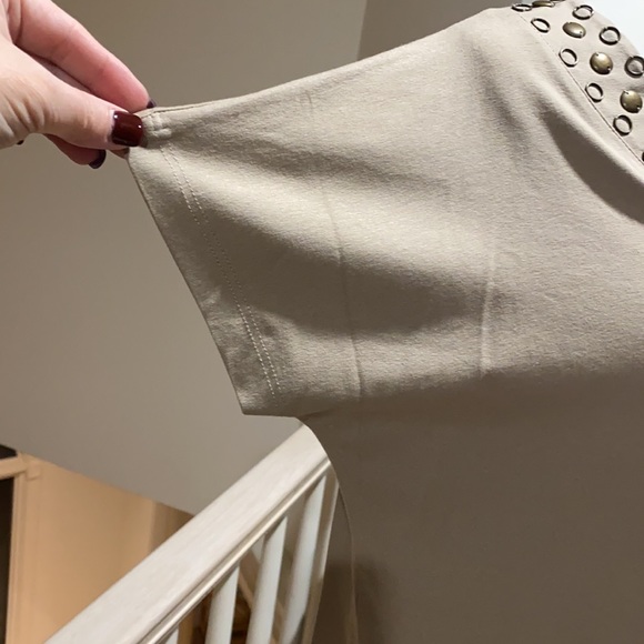 Top it off - Picture 3 of 7